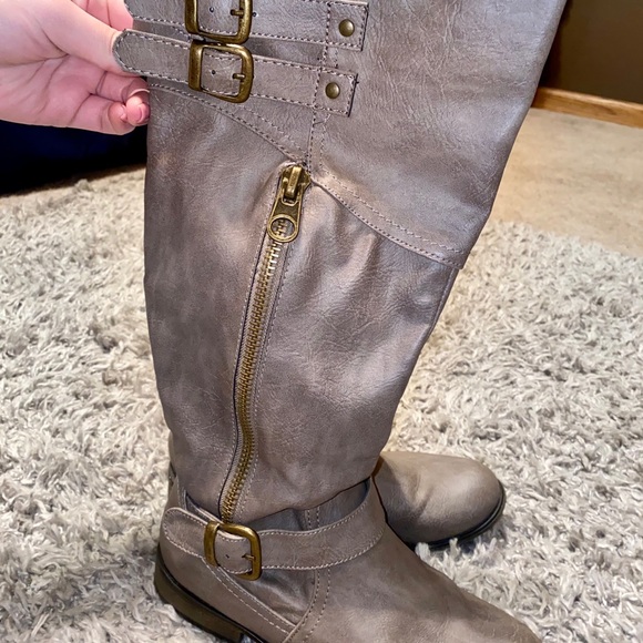 Gray riding boots size 8.5 - Picture 2 of 2